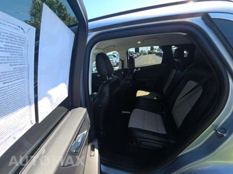 2022 Ford Escape Titanium - miniatura 10