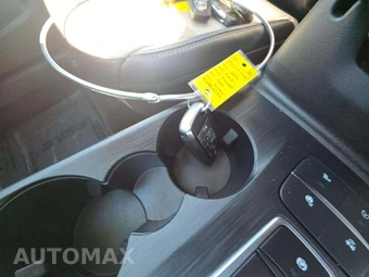 2022 Ford Escape Titanium - miniatura 5