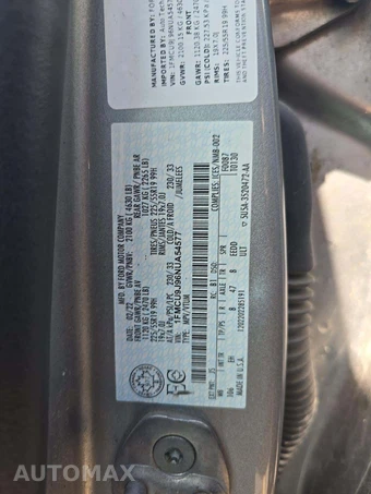 2022 Ford Escape Titanium – miniatura 5