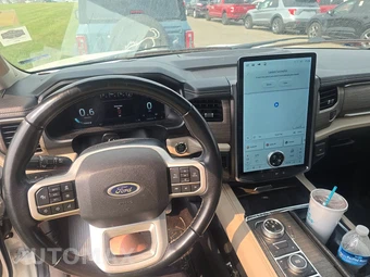 2022 Ford Expedition MAX Limited - miniatura 11