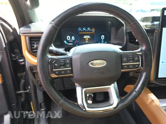 2022 Ford Expedition MAX Platinum - miniatura 10