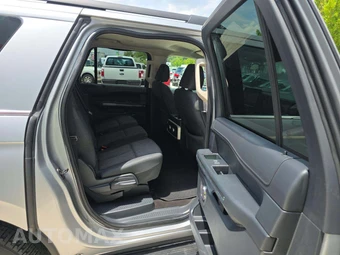 2022 Ford Expedition MAX XLT - miniatura 17