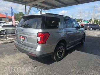 2022 Ford Expedition XL - miniatura 3