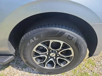 2022 Ford Expedition XL - miniatura 9