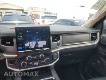 2022 Ford Expedition XLT - miniatura 11