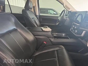 2022 Ford Expedition XLT - miniatura 16