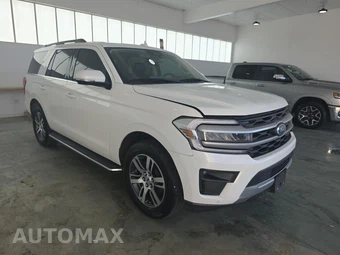 2022 Ford Expedition XLT - miniatura 3