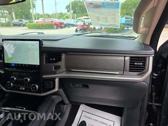2022 Ford Expedition XLT - miniatura 19