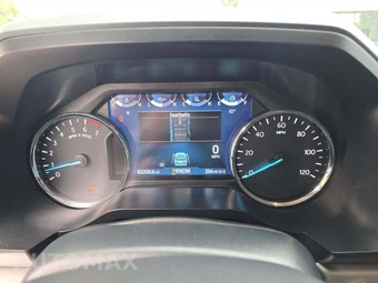 2022 Ford Expedition XLT - miniatura 9