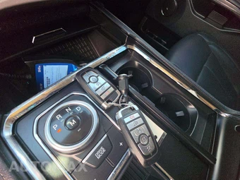 2022 Ford Expedition XLT - miniatura 5