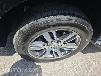 2022 Ford Expedition XLT - miniatura 10