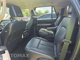 2022 Ford Expedition XLT - miniatura 16