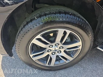 2022 Ford Expedition XLT - miniatura 8