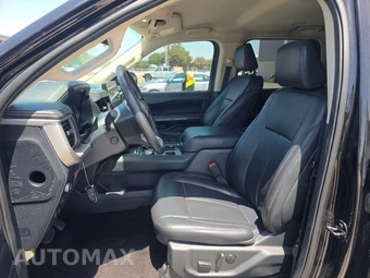 2022 Ford Expedition XLT - miniatura 7