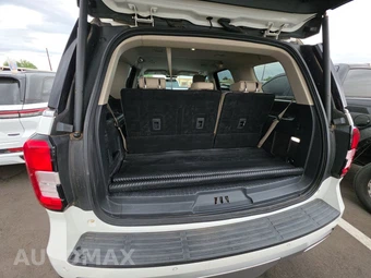 2022 Ford Expedition XLT - miniatura 17