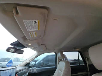 2022 Ford Expedition XLT - miniatura 18