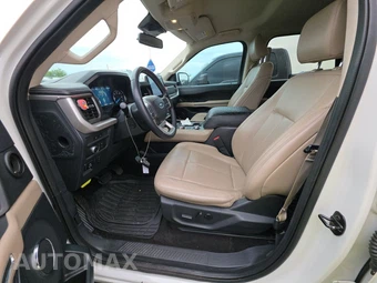 2022 Ford Expedition XLT - miniatura 7