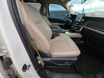 2022 Ford Expedition XLT - miniatura 8