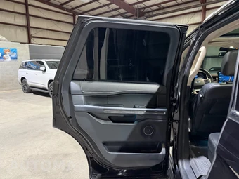 2022 Ford Expedition XLT - miniatura 15