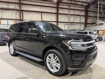 2022 Ford Expedition XLT - miniatura 2
