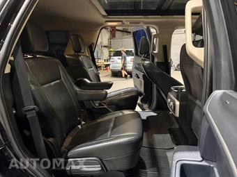 2022 Ford Expedition XLT - miniatura 22