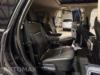 2022 Ford Expedition XLT - miniatura 23