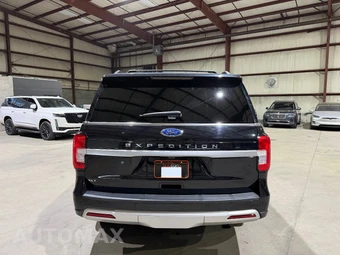 2022 Ford Expedition XLT - miniatura 6
