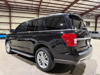 2022 Ford Expedition XLT - miniatura 7
