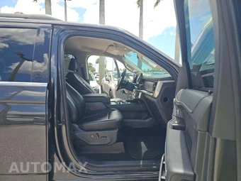 2022 Ford Expedition XLT - miniatura 16