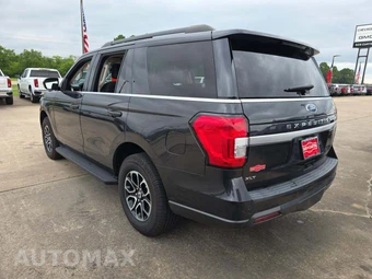 2022 Ford Expedition XLT - miniatura 2