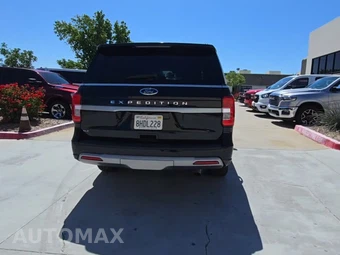2022 Ford Expedition XLT - miniatura 4