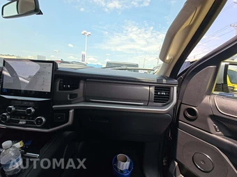 2022 Ford Expedition XLT - miniatura 20