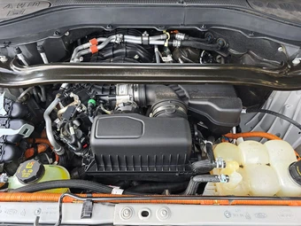 2022 Ford Explorer Hybrid Limited - miniatura 16