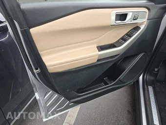 2022 Ford Explorer Hybrid Limited - miniatura 9