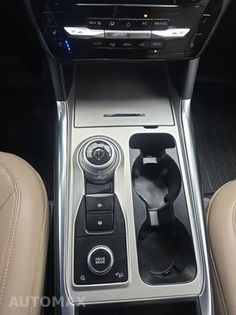2022 Ford Explorer Limited - miniatura 20