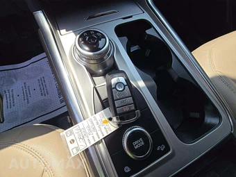 2022 Ford Explorer Limited - miniatura 5