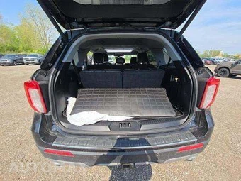 2022 Ford Explorer Limited - miniatura 16