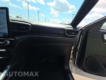 2022 Ford Explorer Platinum - miniatura 17