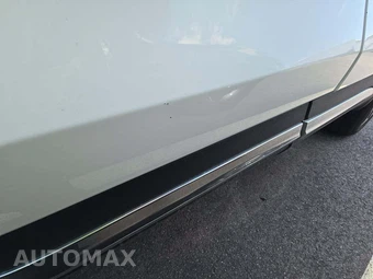 2022 Ford Explorer Platinum - miniatura 22
