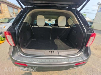 2022 Ford Explorer Platinum - miniatura 15