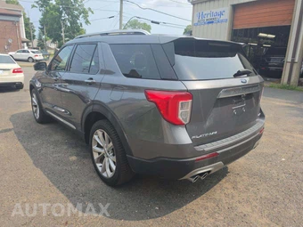 2022 Ford Explorer Platinum - miniatura 2