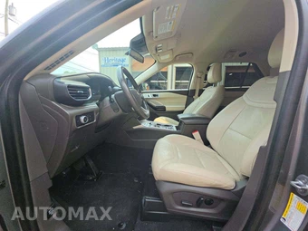 2022 Ford Explorer Platinum - miniatura 6
