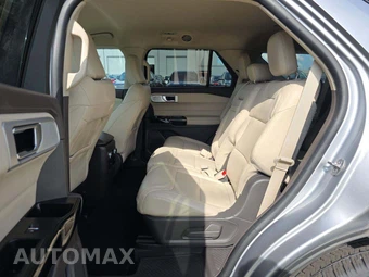 2022 Ford Explorer Platinum - miniatura 10
