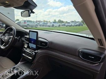 2022 Ford Explorer Platinum - miniatura 17