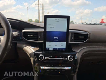 2022 Ford Explorer Platinum - miniatura 7