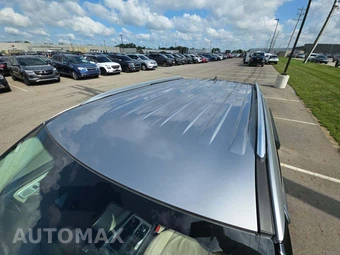 2022 Ford Explorer Platinum - miniatura 9