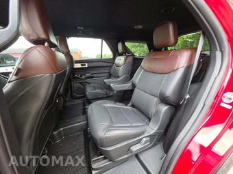 2022 Ford Explorer Platinum - miniatura 10