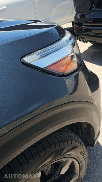 2022 Ford Explorer ST – miniatura 20