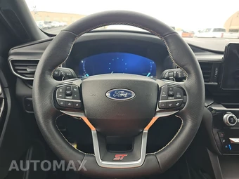2022 Ford Explorer ST - miniatura 10