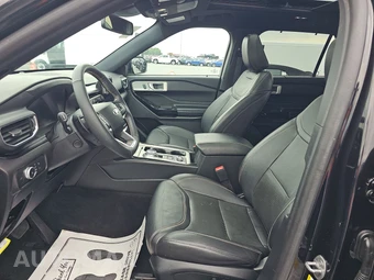 2022 Ford Explorer ST - miniatura 7
